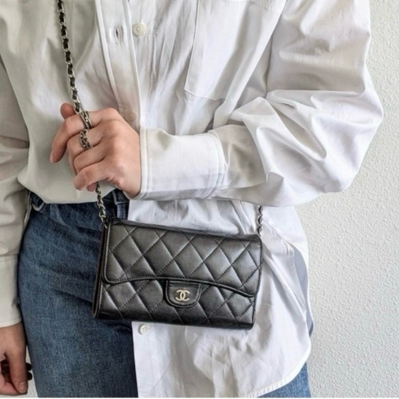 CHANEL Handbags - CHANEL Gusset Classic Flap Wallet
